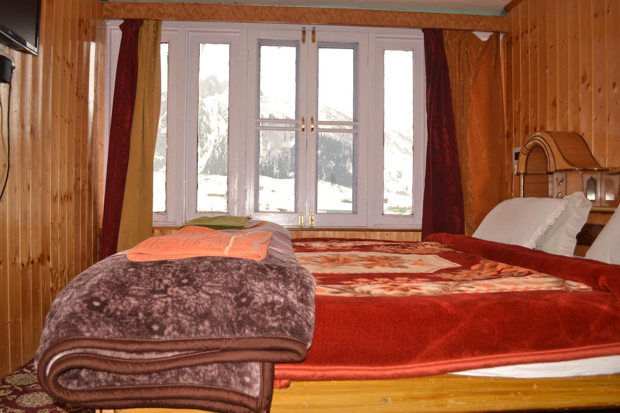Hotel Glacier Heights Sonāmarg Kültér fotó