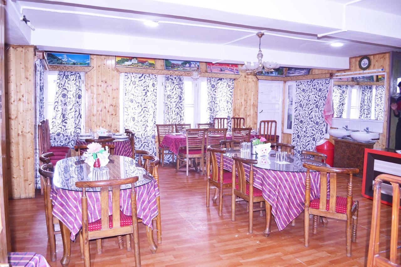 Hotel Glacier Heights Sonāmarg Kültér fotó