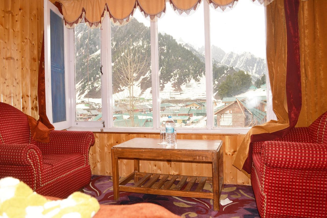 Hotel Glacier Heights Sonāmarg Kültér fotó
