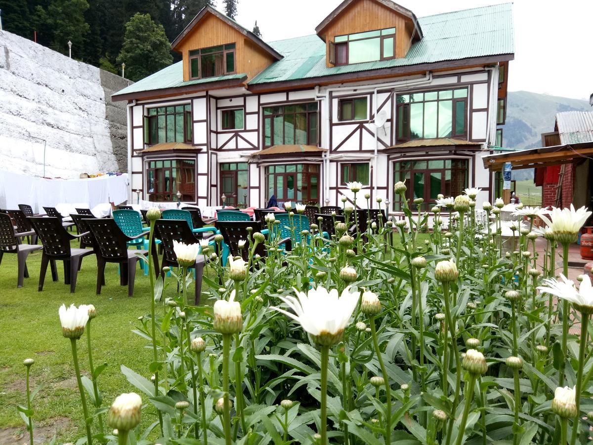 Hotel Glacier Heights Sonāmarg Kültér fotó